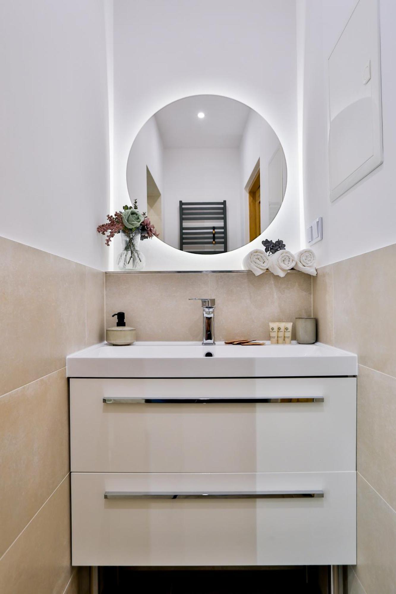 רבקה Studio Artdeco מראה חיצוני תמונה